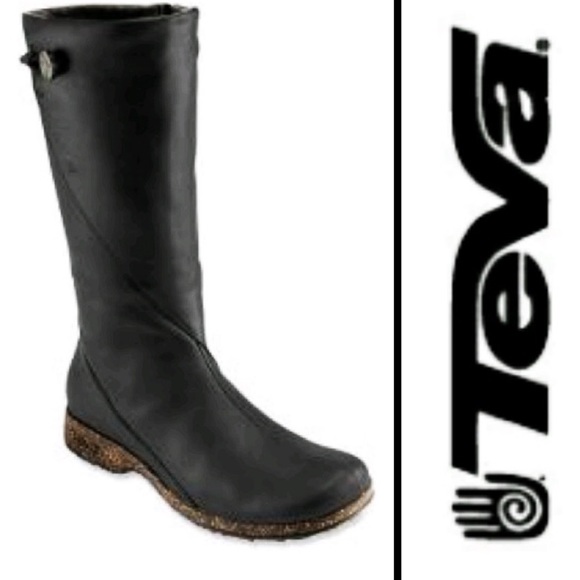 teva rain boots